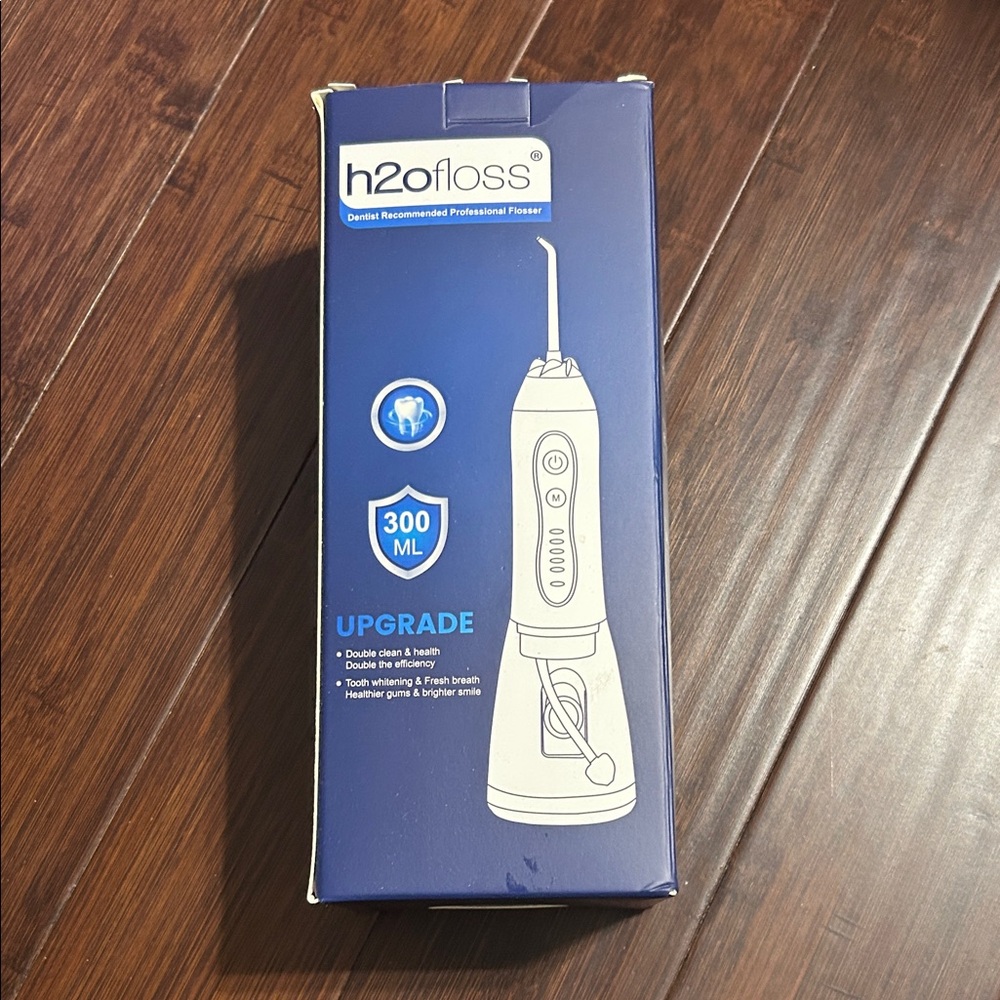 H2ofloss Dental Water Flosser - Blue and White